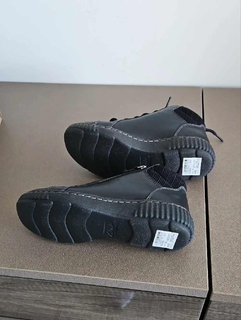 Clarks Black Leather Women's Lace-Up Ankle Boots with Side Zip